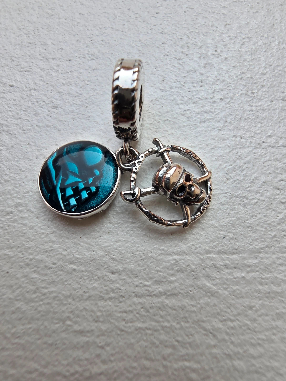 Charm pirate des Caraïbes Disney – Charm