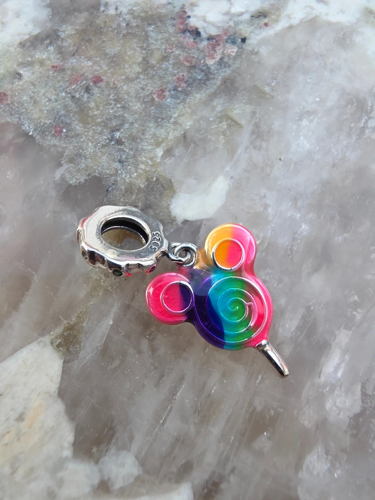 Charm sucette multicolore – Charm 2