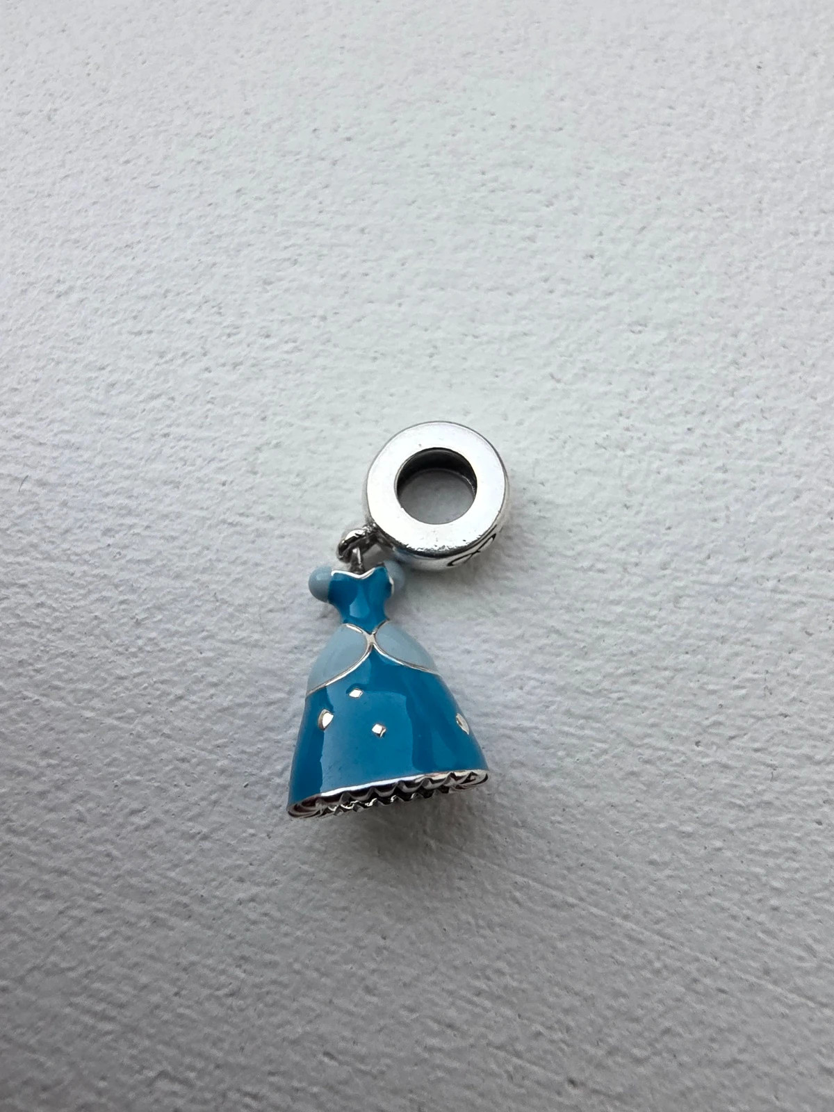 Charm robe cendrillon