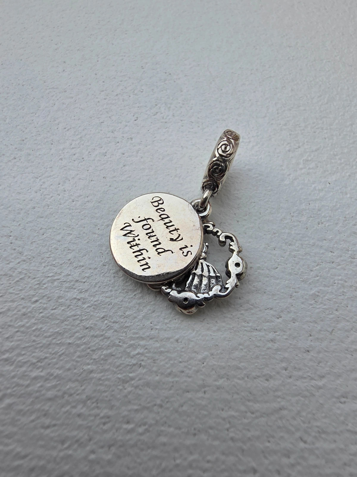 Charm la belle et la bête – Charm 2