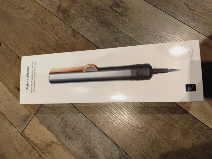Dyson Airstrait cuivre — boîte complète avec accessoires – Dyson 6