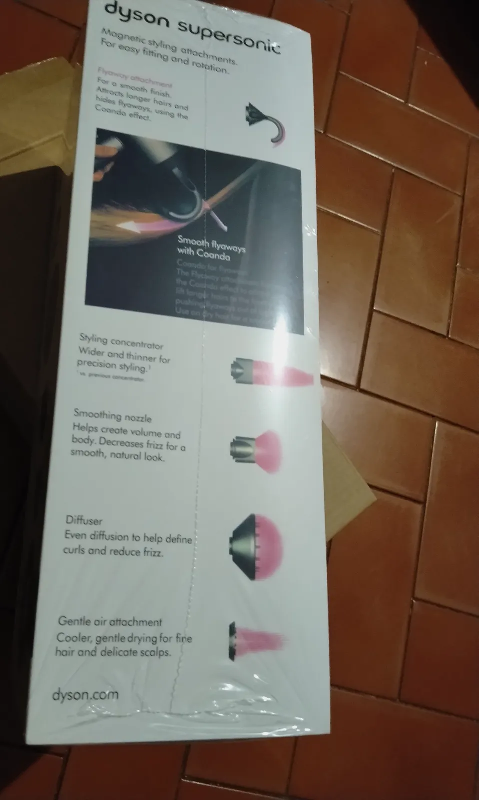 Sèche cheveux dyson hd08 fushia neuf sous blister  – Dyson 8