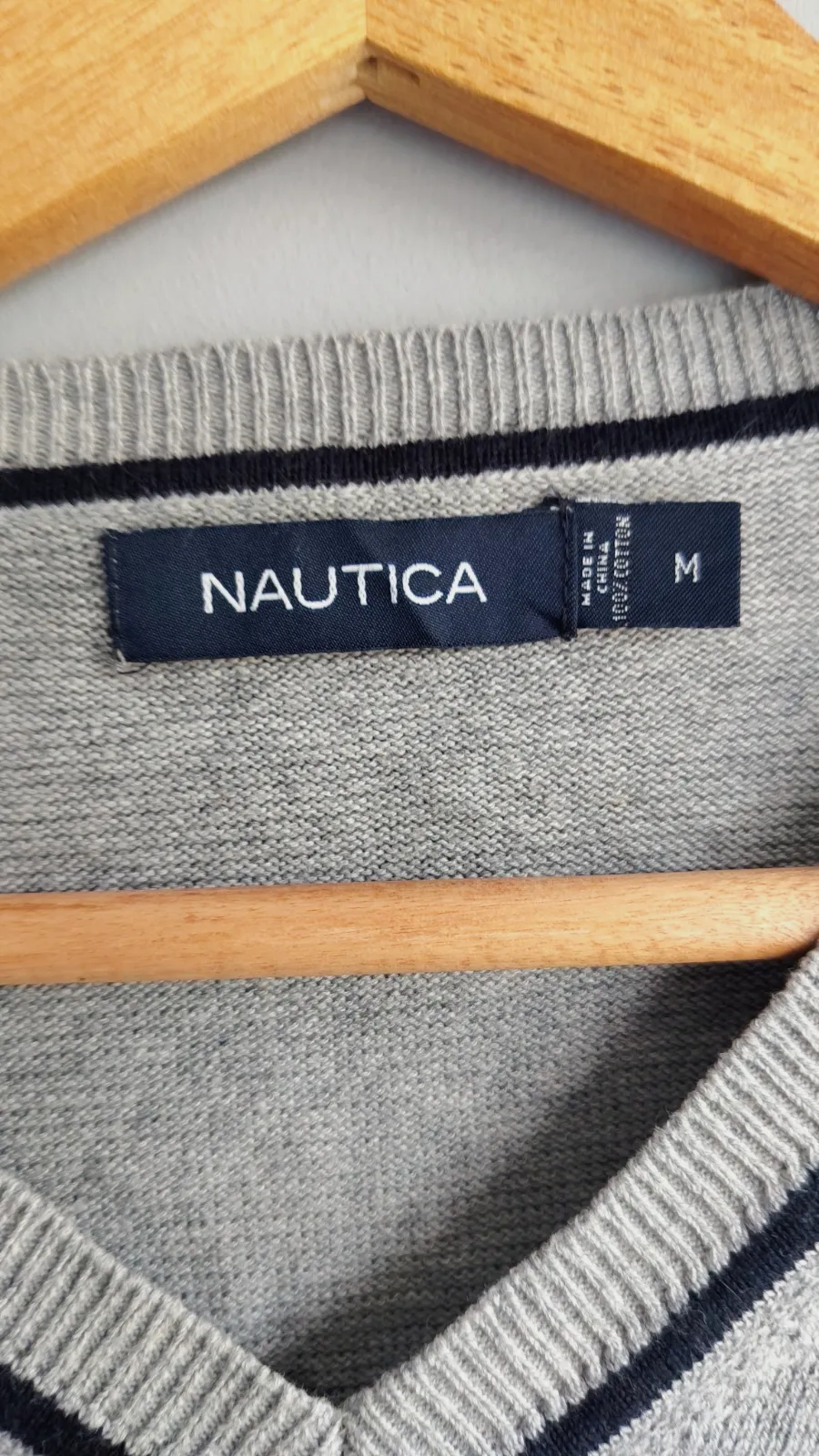 Pull col V gris Nautica taille M – Nautica – taille M 4