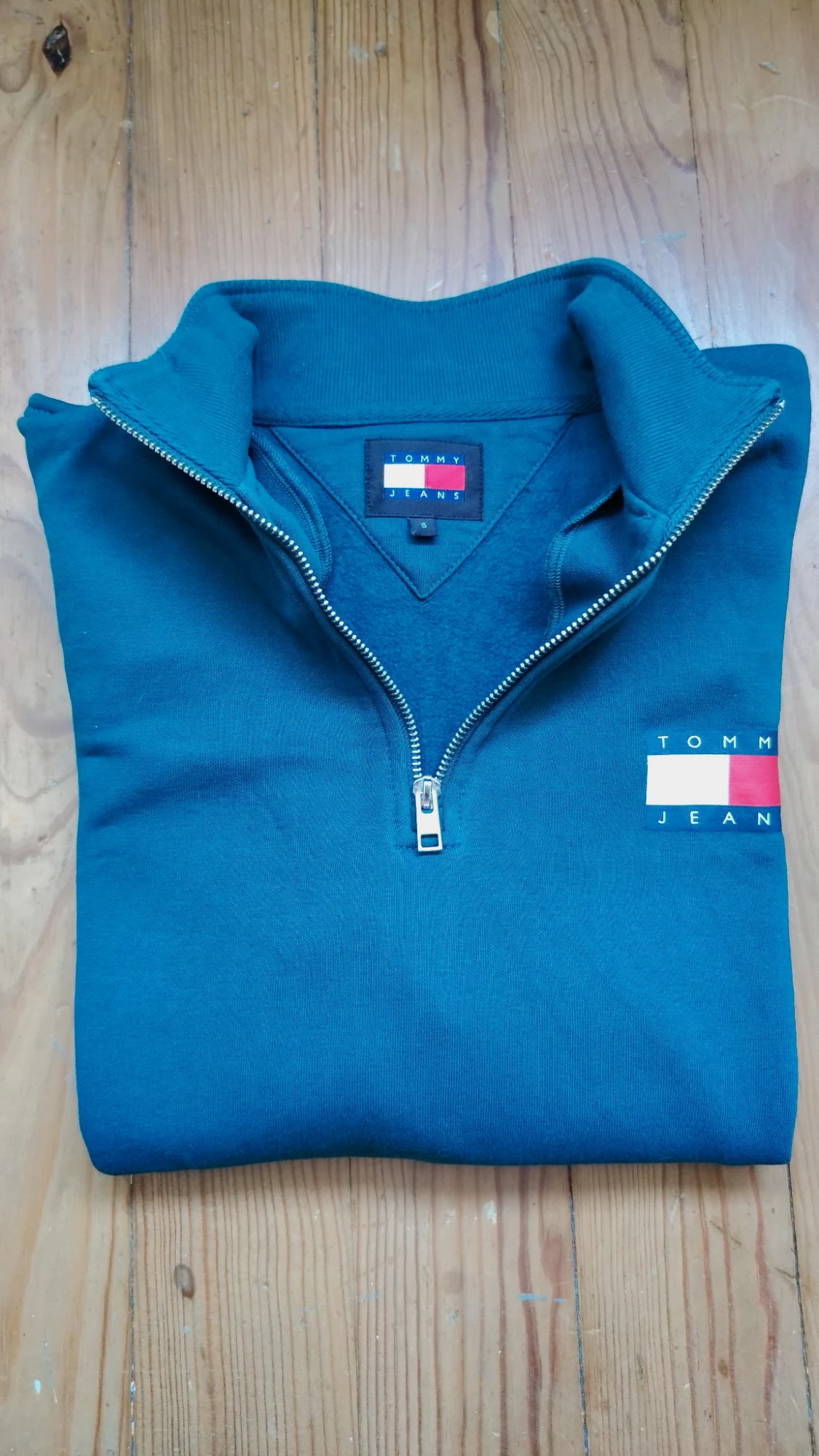 Sweat col zippé Tommy Jeans vert canard