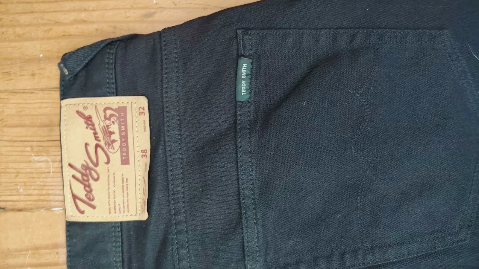 Jean droit noir Teddy Smith coupe régulière – Teddy Smith – taille 38 5