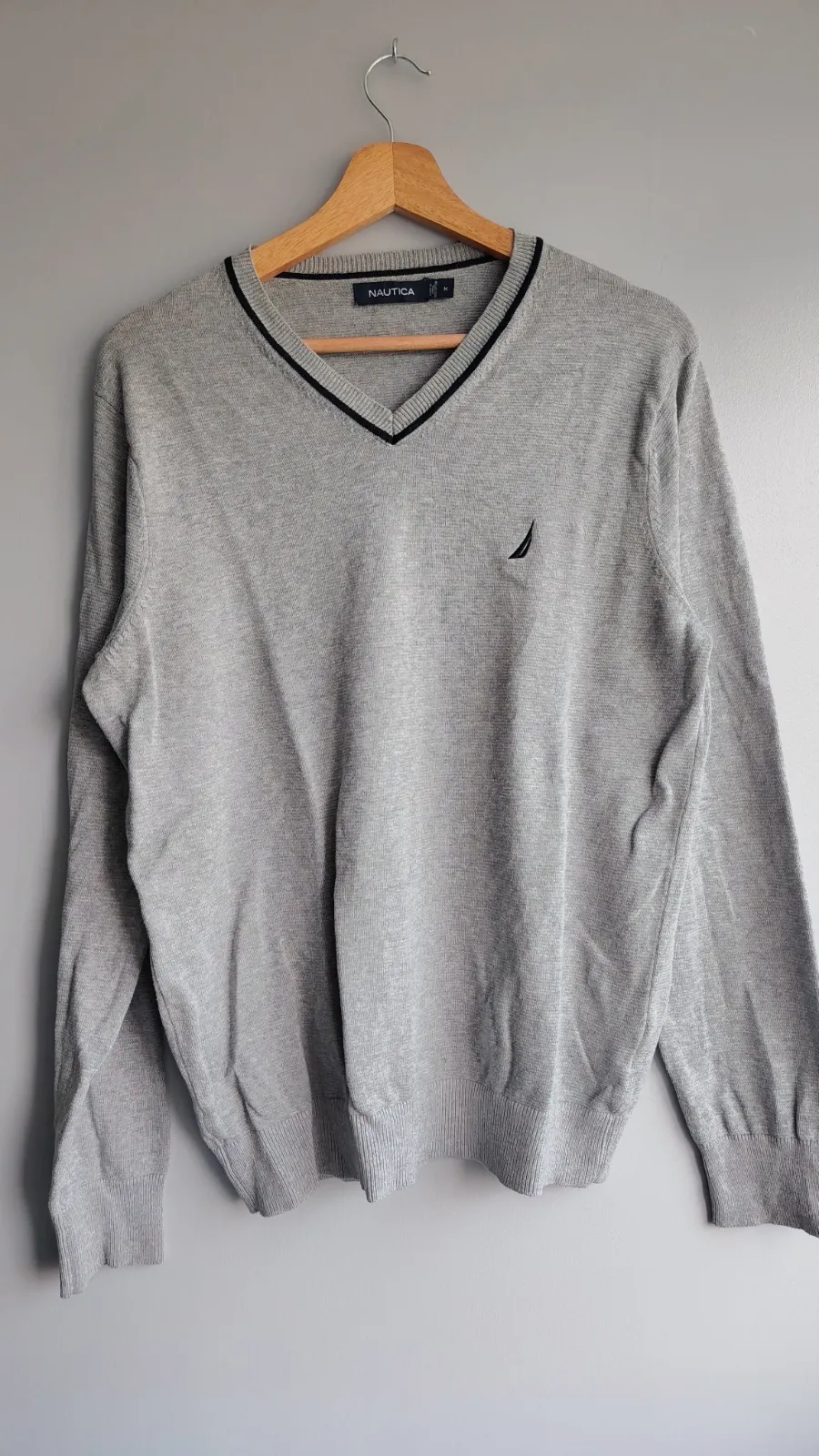 Pull col V gris Nautica taille M – Nautica – taille M 2