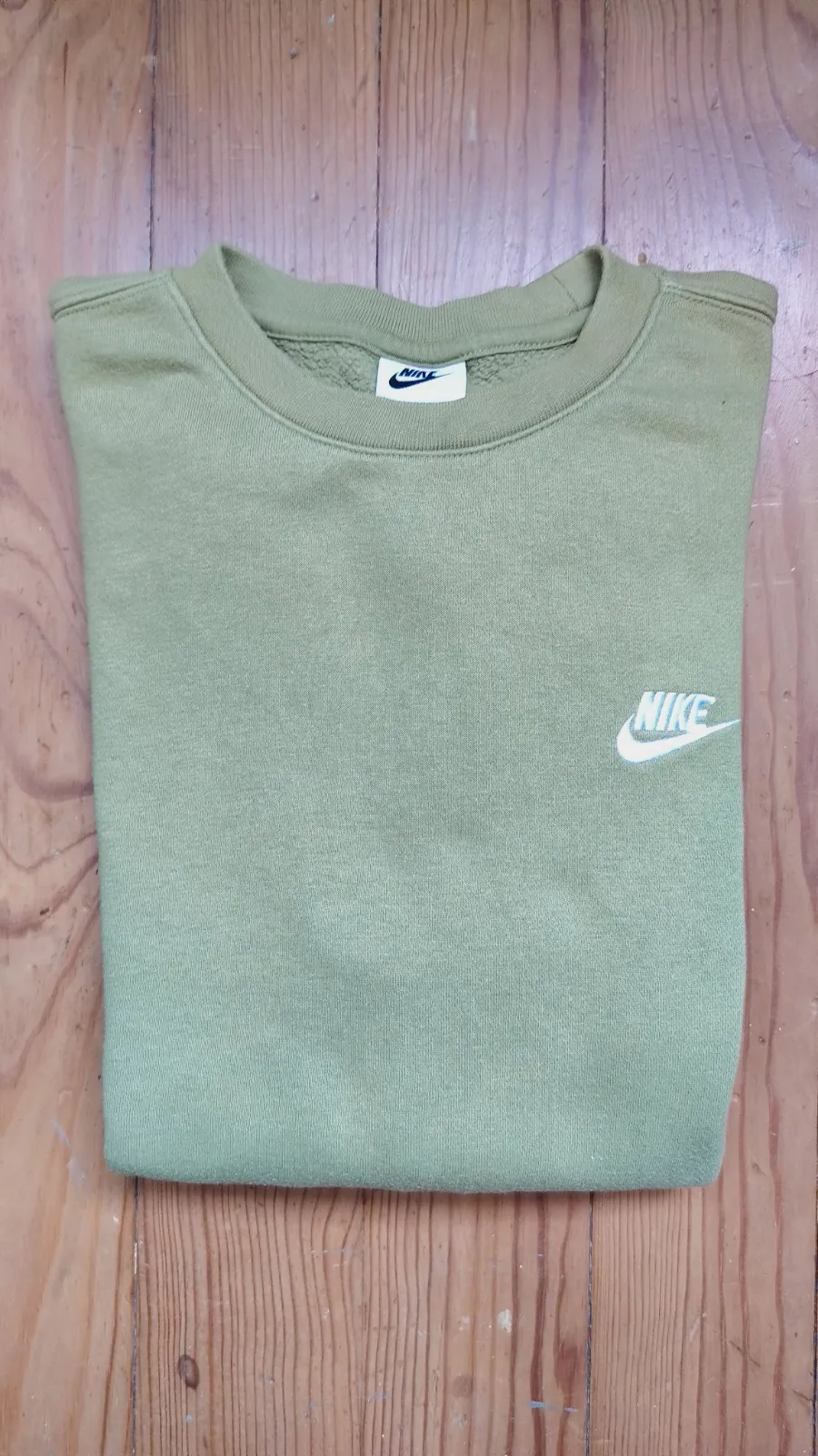 Sweatshirt Nike vert kaki col rond