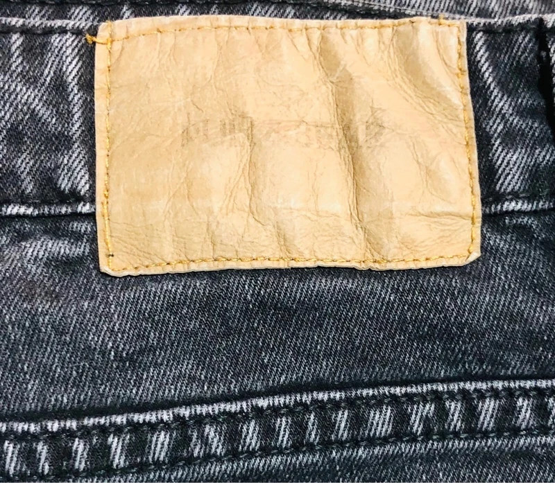 Pull&Bear Modern Faded Black Denim Jeans Straight Y2K Oldmoney Streetwear Vintage - Size 42 EU (L) – Pull & Bear – taille W26 | FR 36 5