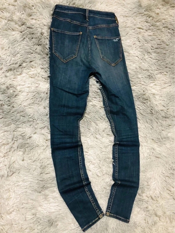 Hollister Ultra High Rise Jean Leggings Dark Blue Stretch Y2K Teen Casual Seagul Logo - Size XS – Hollister – taille XS / 34 / 6 2