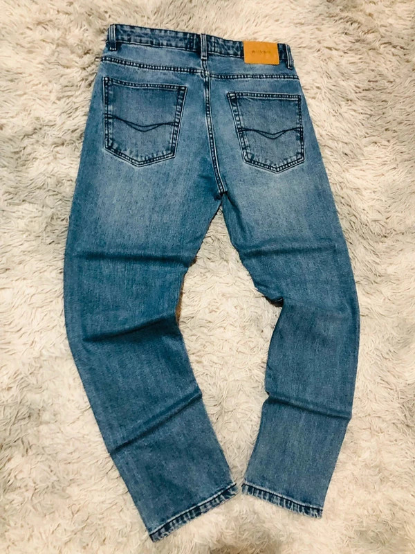 Pull&Bear Modern Straight Fit Jeans Mid Blue Denim Oldmoney Streetwear Casual - Size 42 EU (L) – Pull & Bear – taille W26 | FR 36 2