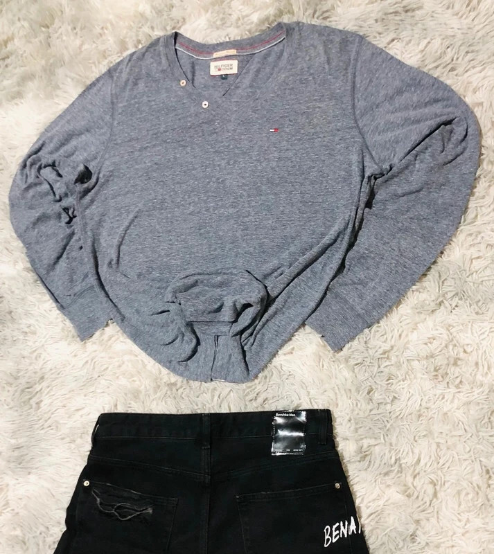 Tommy Hilfiger Denim Button Neck Sweater Jersey Grey Y2K Oldmoney Classic Small Logo Flag - Size L – Tommy Hilfiger – taille L 3