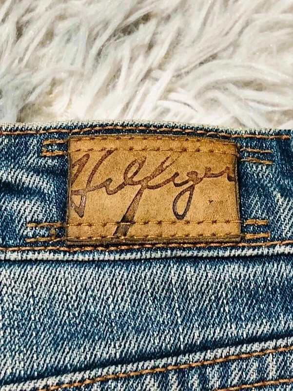 Tommy Hilfiger 2000s Denim Mini Skirt Blue Floral Y2K Retro Flag Logo Vintage 2000s- Size S – Tommy Hilfiger – taille S / 36 / 8 3