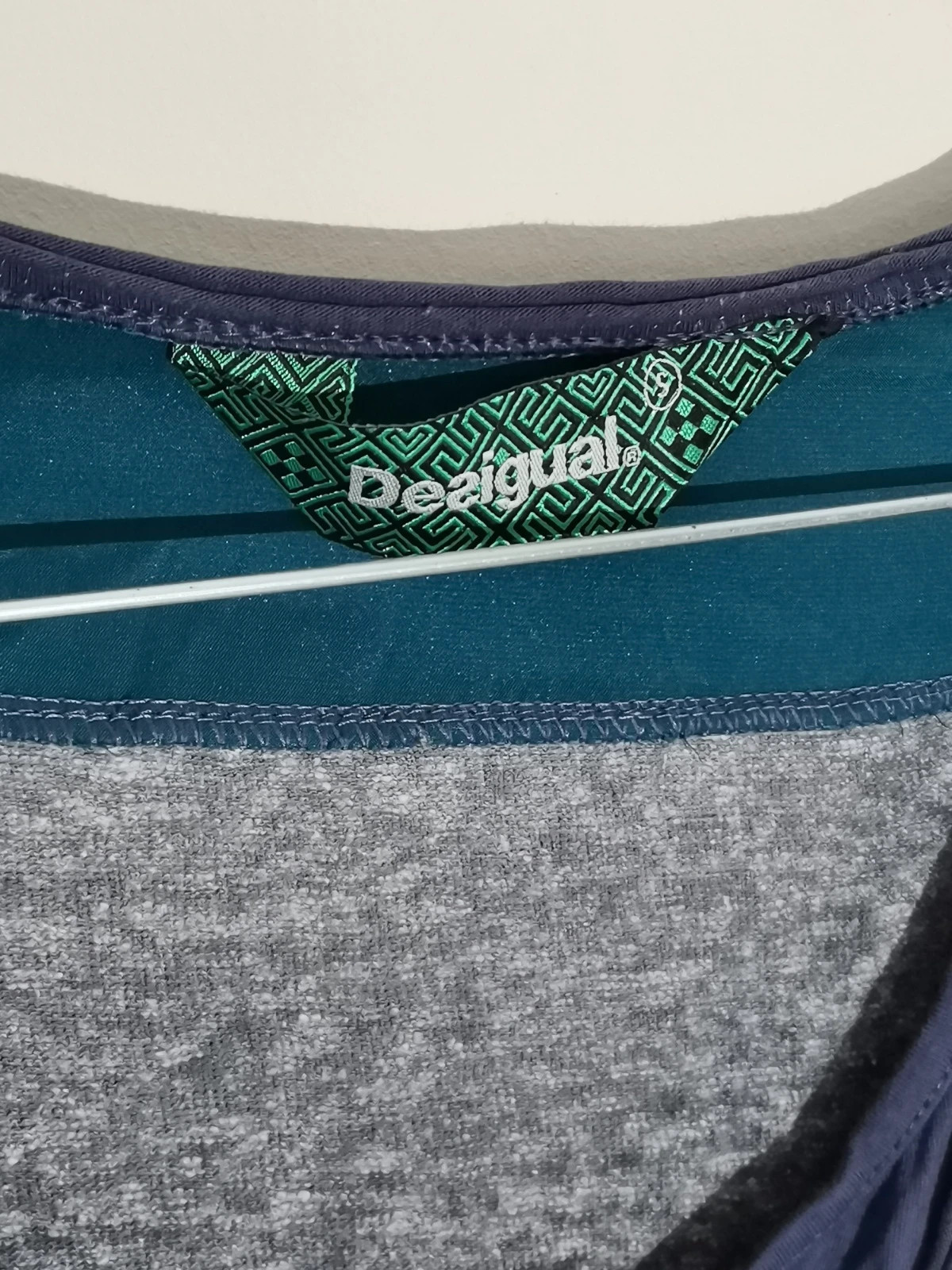 Haut desigual – Desigual – taille S / 36 / 8 2