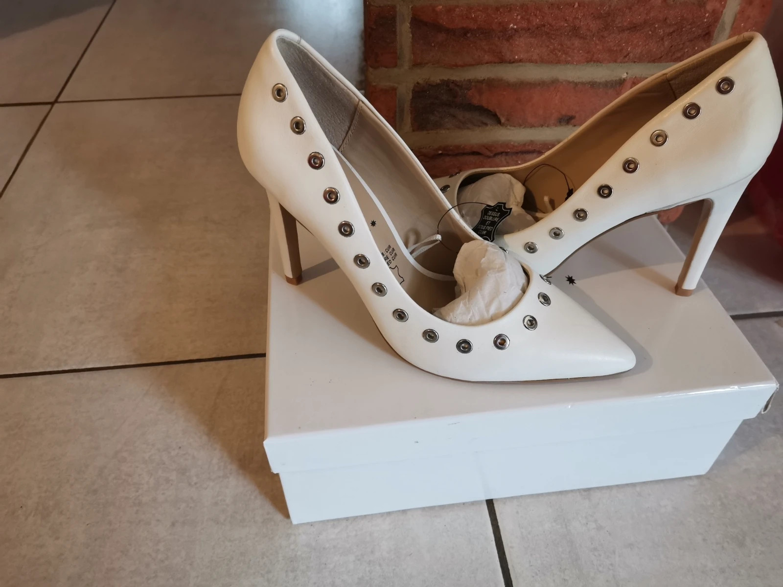 Chaussure neuve – Les Fées de Bengale – taille 37