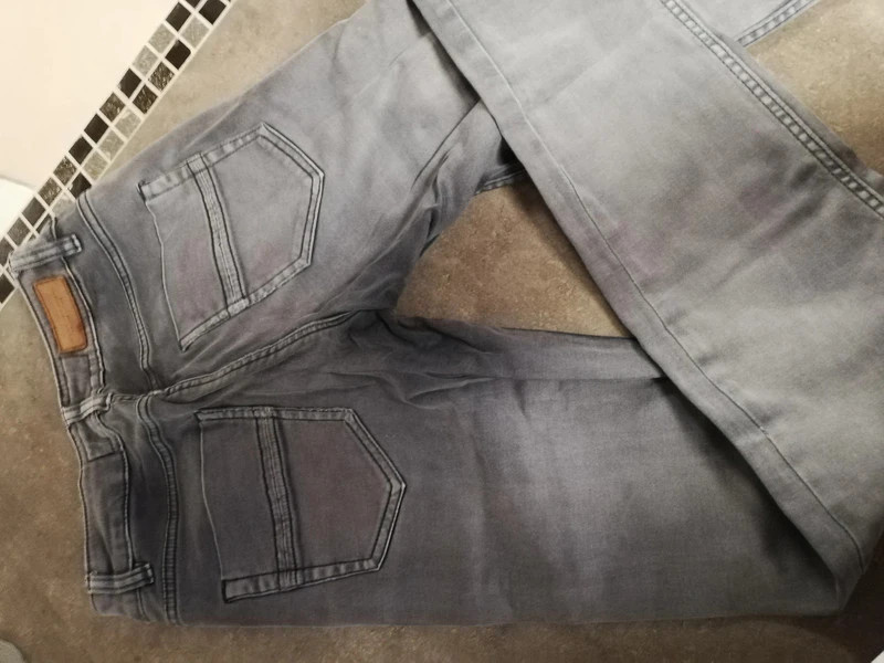 Jeans H&m – H&M – taille XS / 34 / 6 2