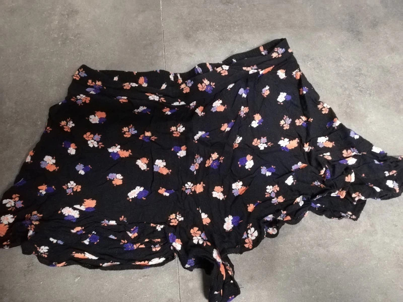 Short liberté – Liberto – taille M / 38 / 10 2