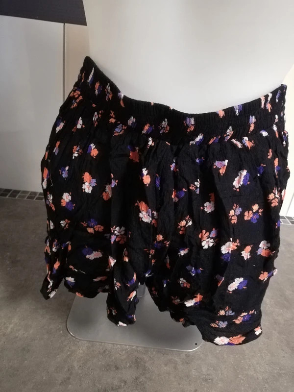 Short liberté