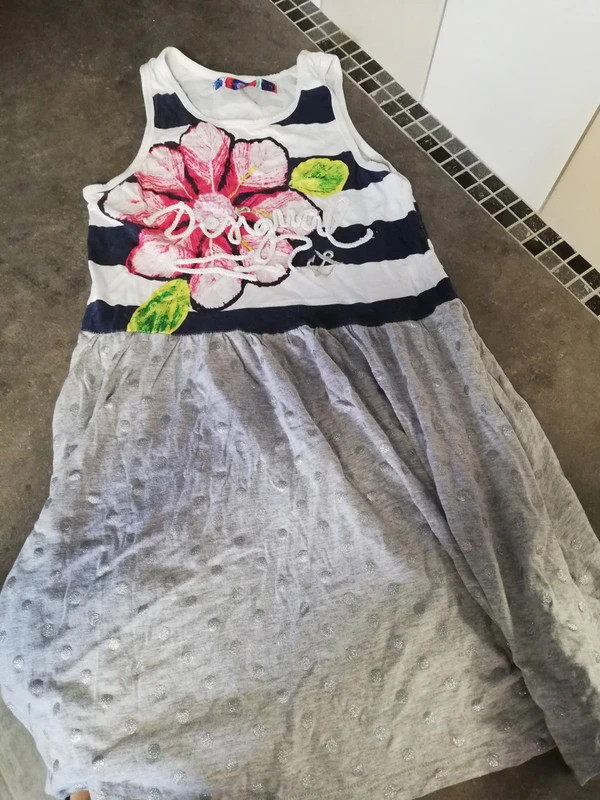 Robe desigual – Desigual – taille 14 ans / 164 cm