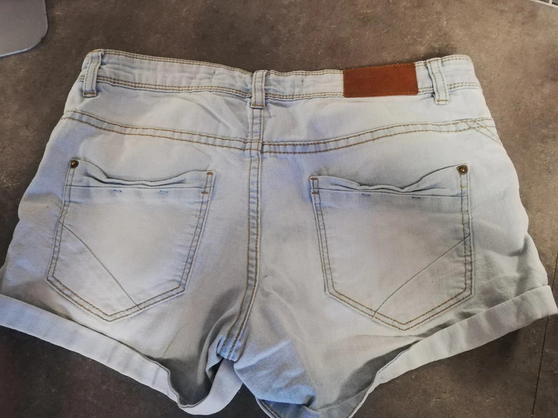 Short jennyfer – Jennyfer – taille M / 38 / 10 3