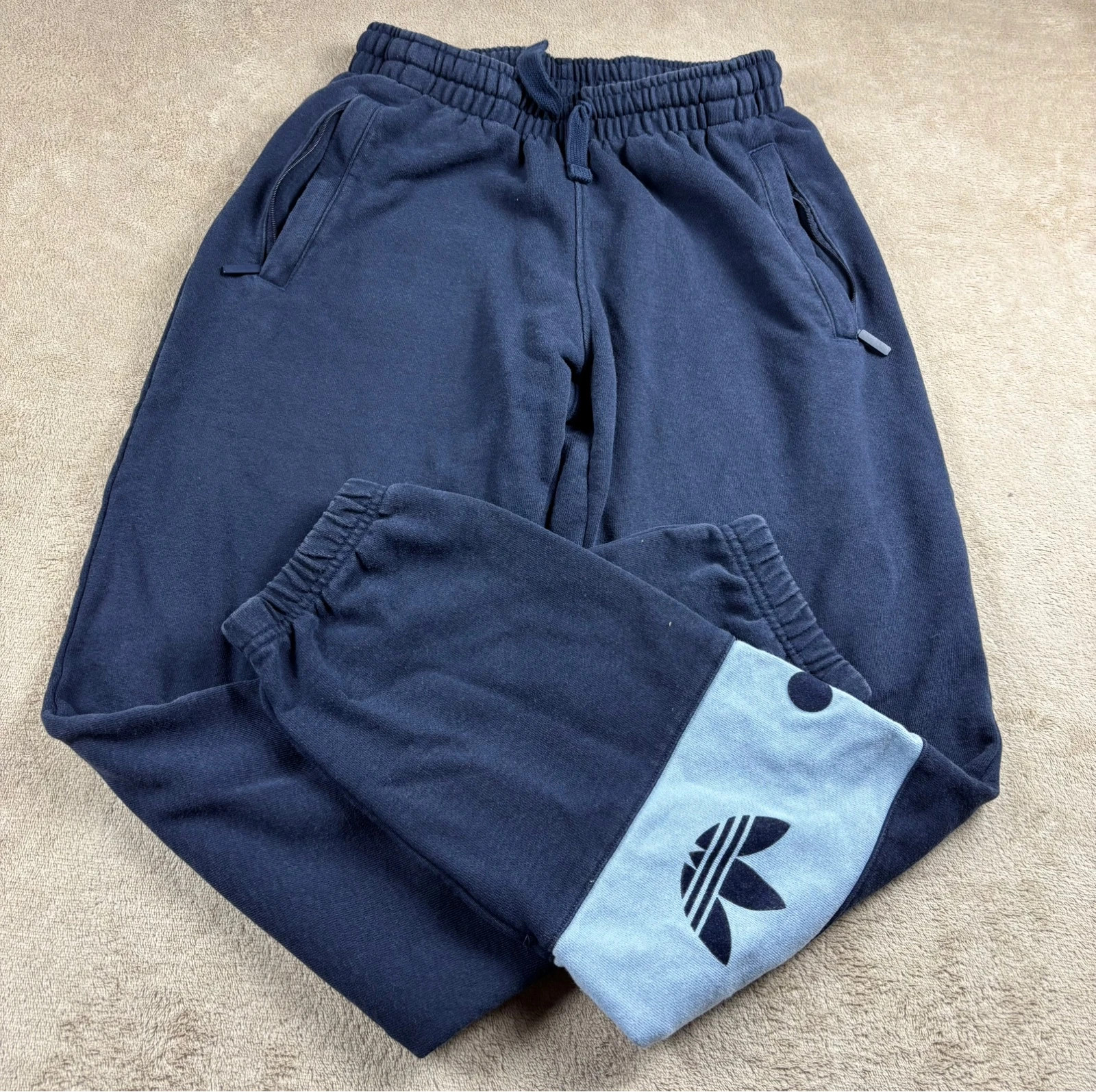 Pantalon de jogging Adidas Originals épais bicolore bleu marine - Taille S – adidas – taille S 5
