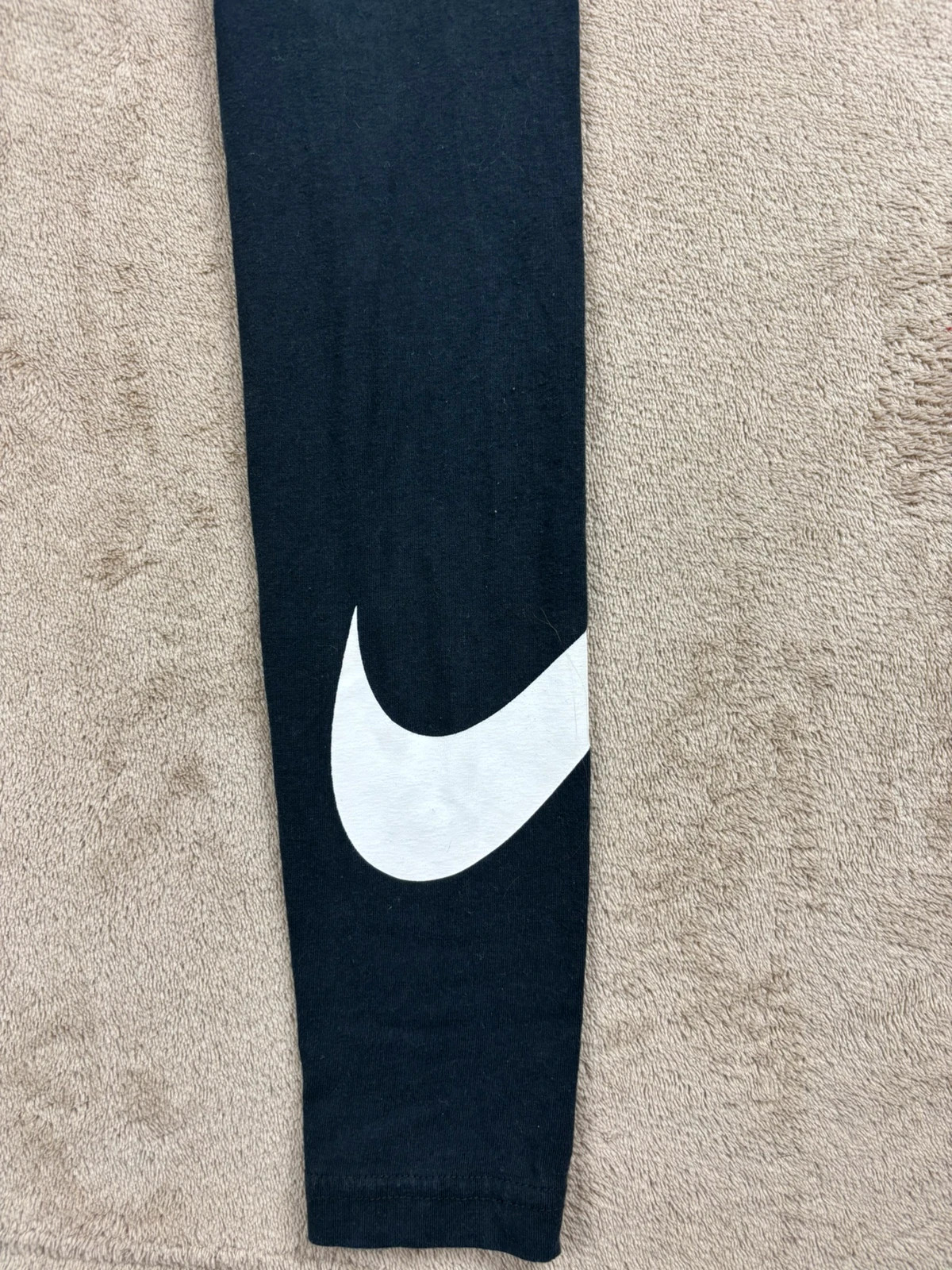 Legging Nike noir grand Swoosh blanc XS – Nike – taille XS / 34 / 6 2