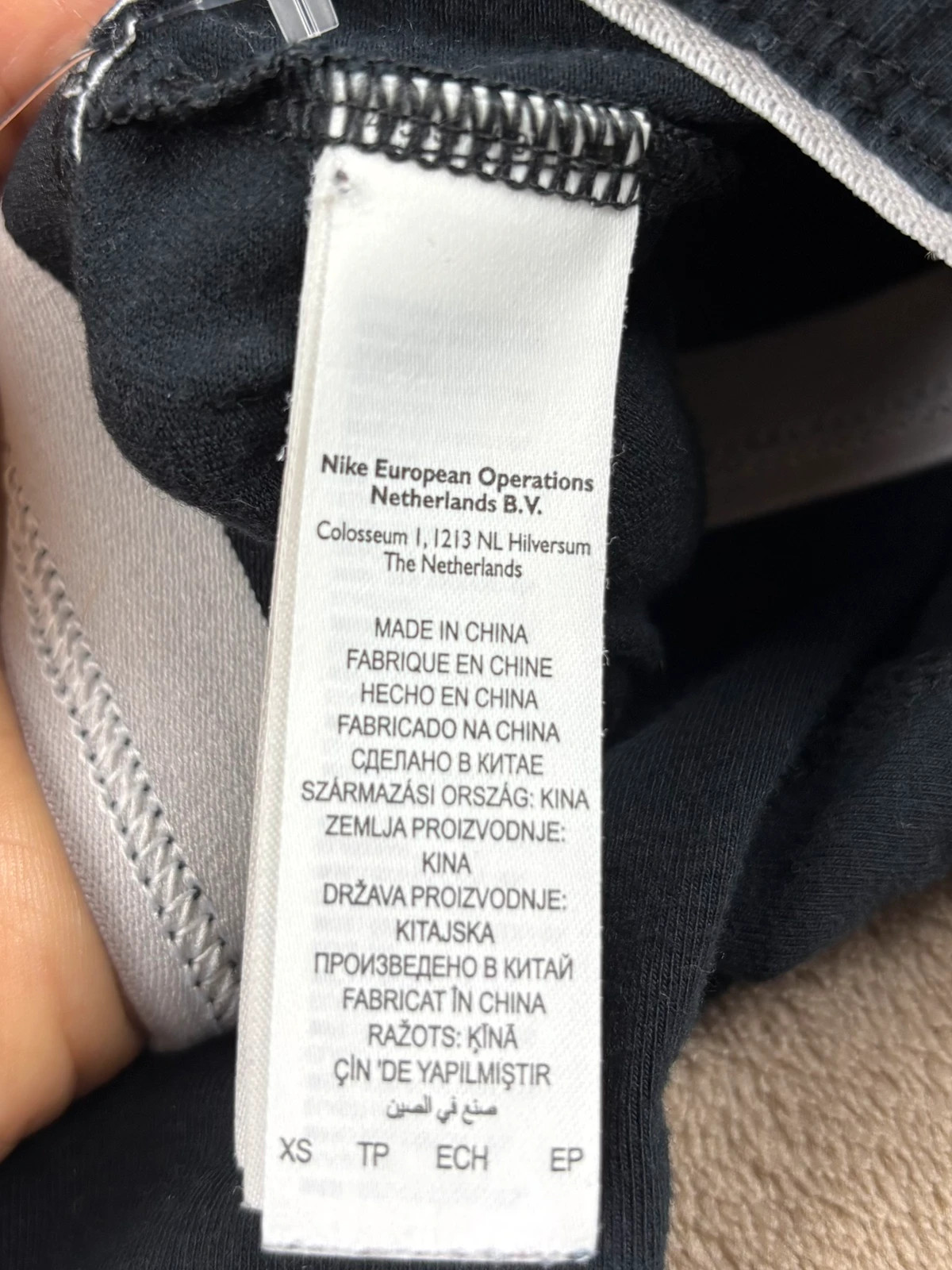 Legging Nike noir grand Swoosh blanc XS – Nike – taille XS / 34 / 6 4