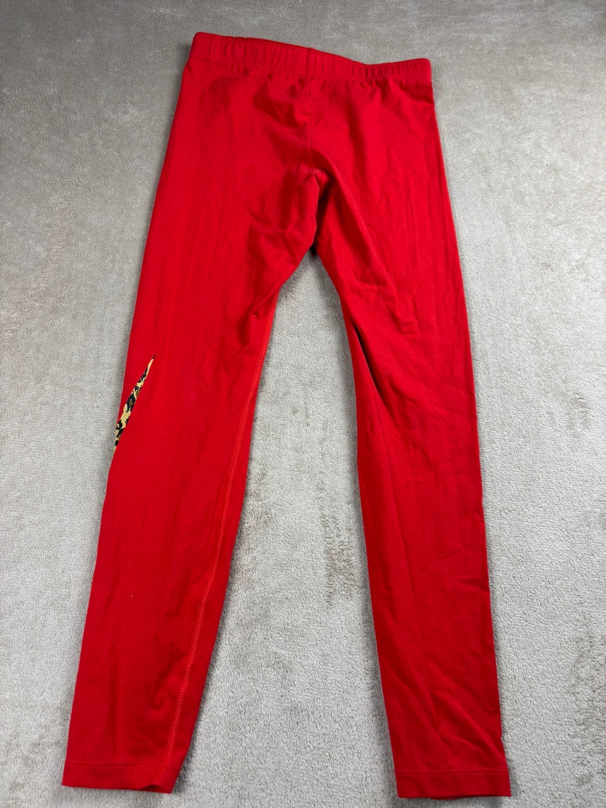 Legging Nike rouge Swoosh léopard S – Nike – taille S / 36 / 8 4