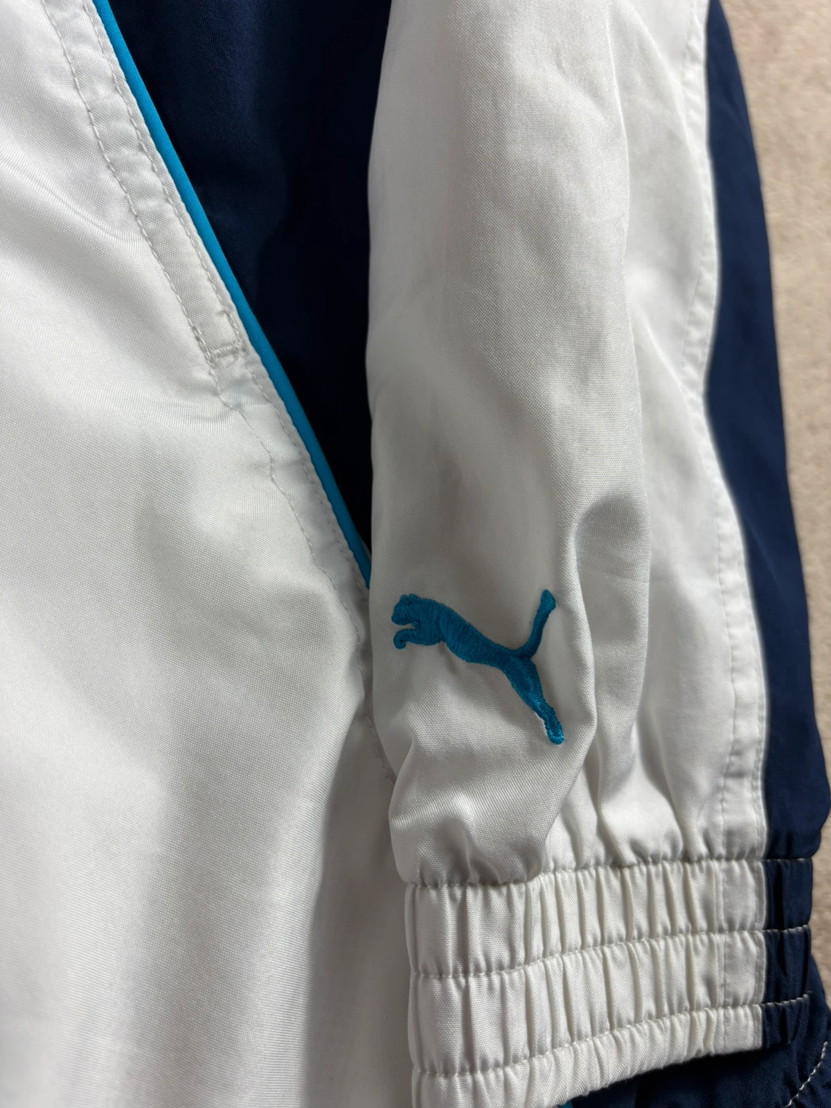 Veste zippée coupe vent Puma garçon 8 ans – Puma – taille 8 ans / 128 cm 3