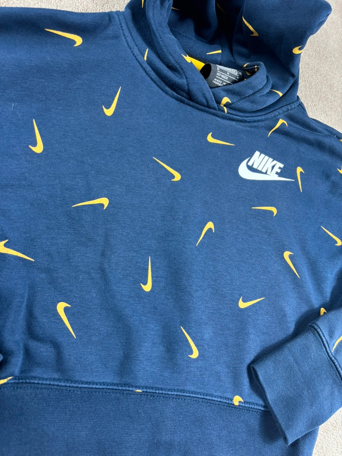 Sweat à capuche crop top Nike bleu marine swooshes M enfant – Nike – taille 10 ans / 140 cm 3