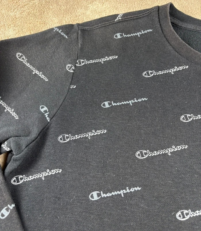 Sweat Champion noir logo all-over - 13-14 ans (XL) – Champion – taille 14 ans / 164 cm 3