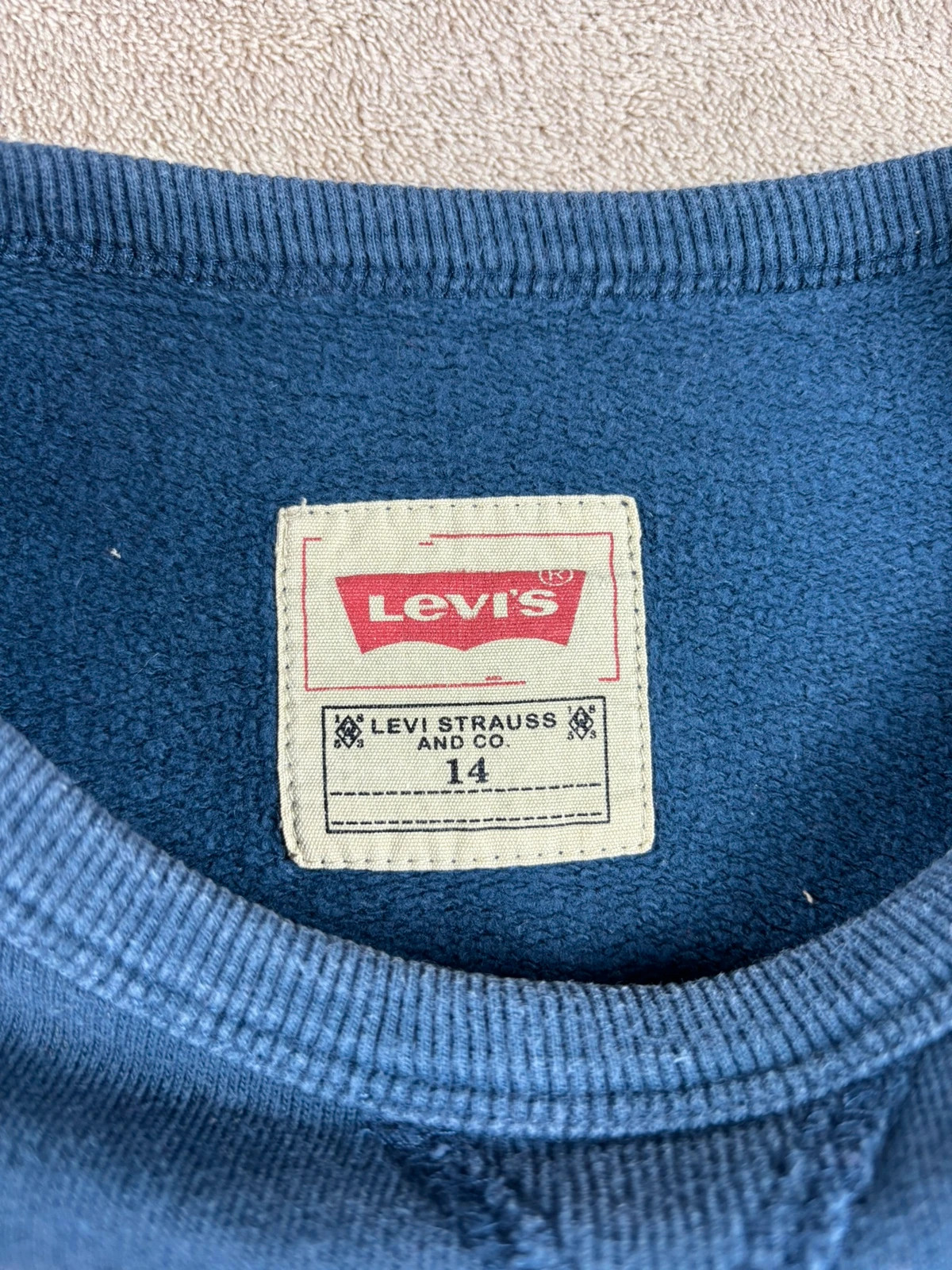 Sweat bleu marine logo Levi's rouge - 14 ans – Levi's – taille 14 ans / 164 cm 3