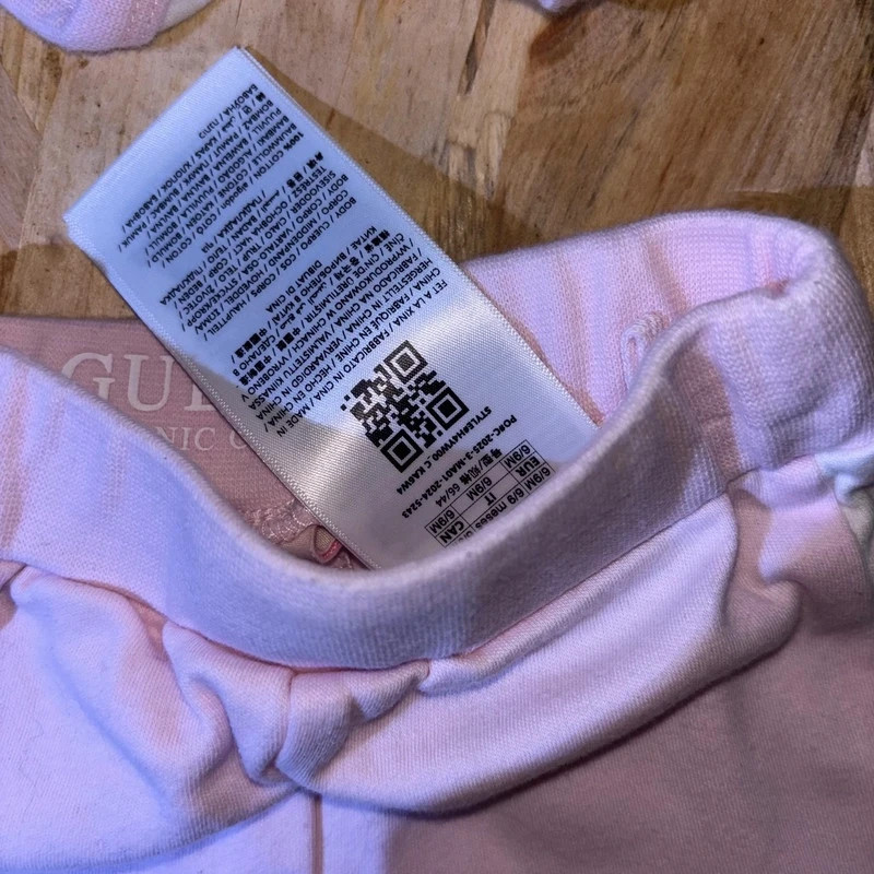 Ensemble 3 pièces Guess pour petite fille, taille 6-9 mois (100% coton bio). – GUESS – taille 6-9 mois / 68 cm 5
