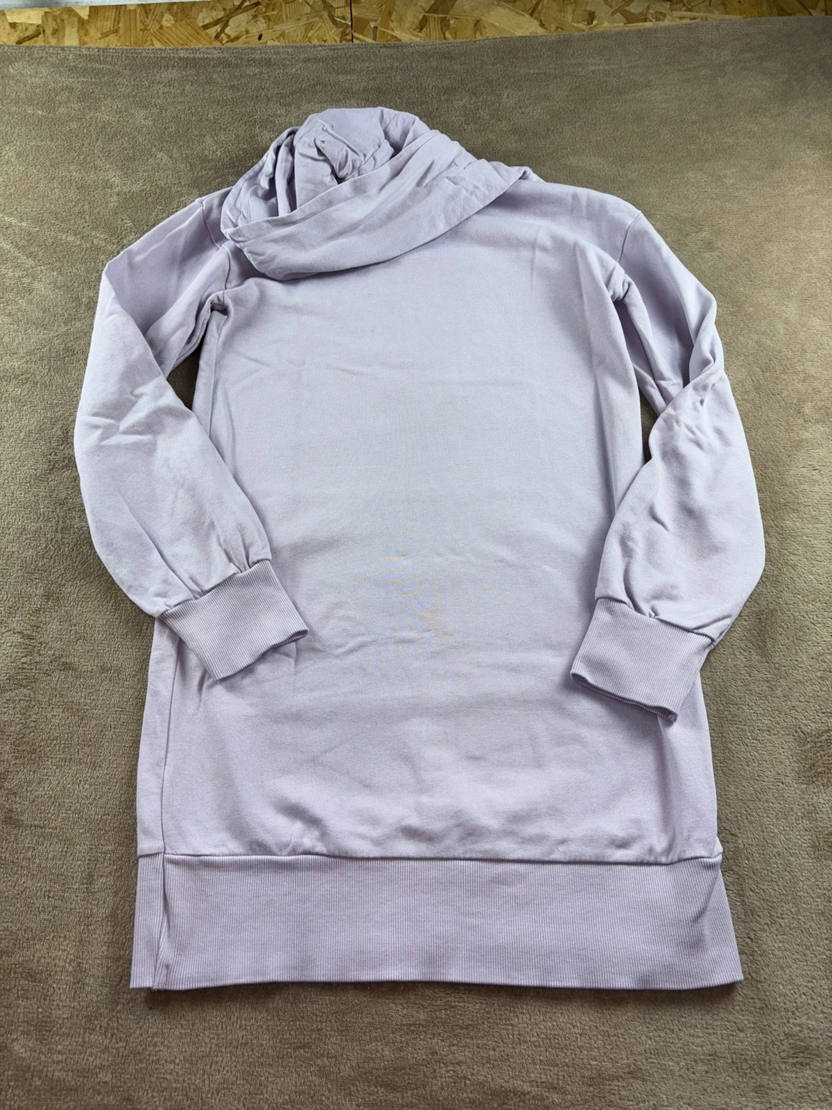 Robe sweat à capuche Guess lilas taille 14 ans – GUESS – taille 14 ans / 164 cm 2