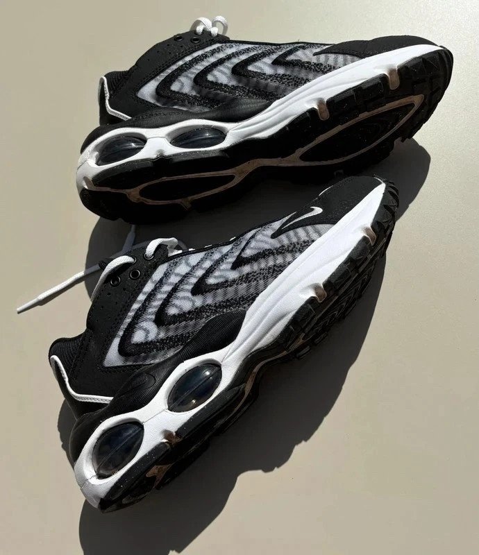 Nike Air Max TW Noire et Blanche - T40 – Nike – taille 40 5
