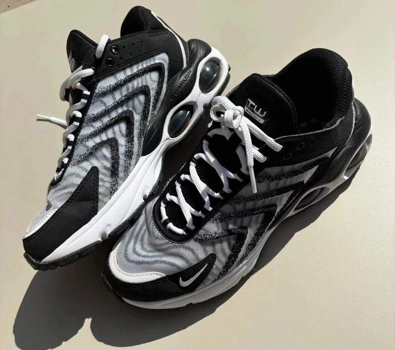Nike Air Max TW Noire et Blanche - T40 – Nike – taille 40 4