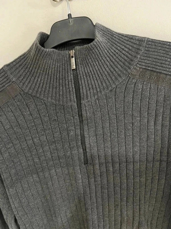 Pull Calvin Klein Jeans côtelé à col zippé – Calvin Klein – taille L 4