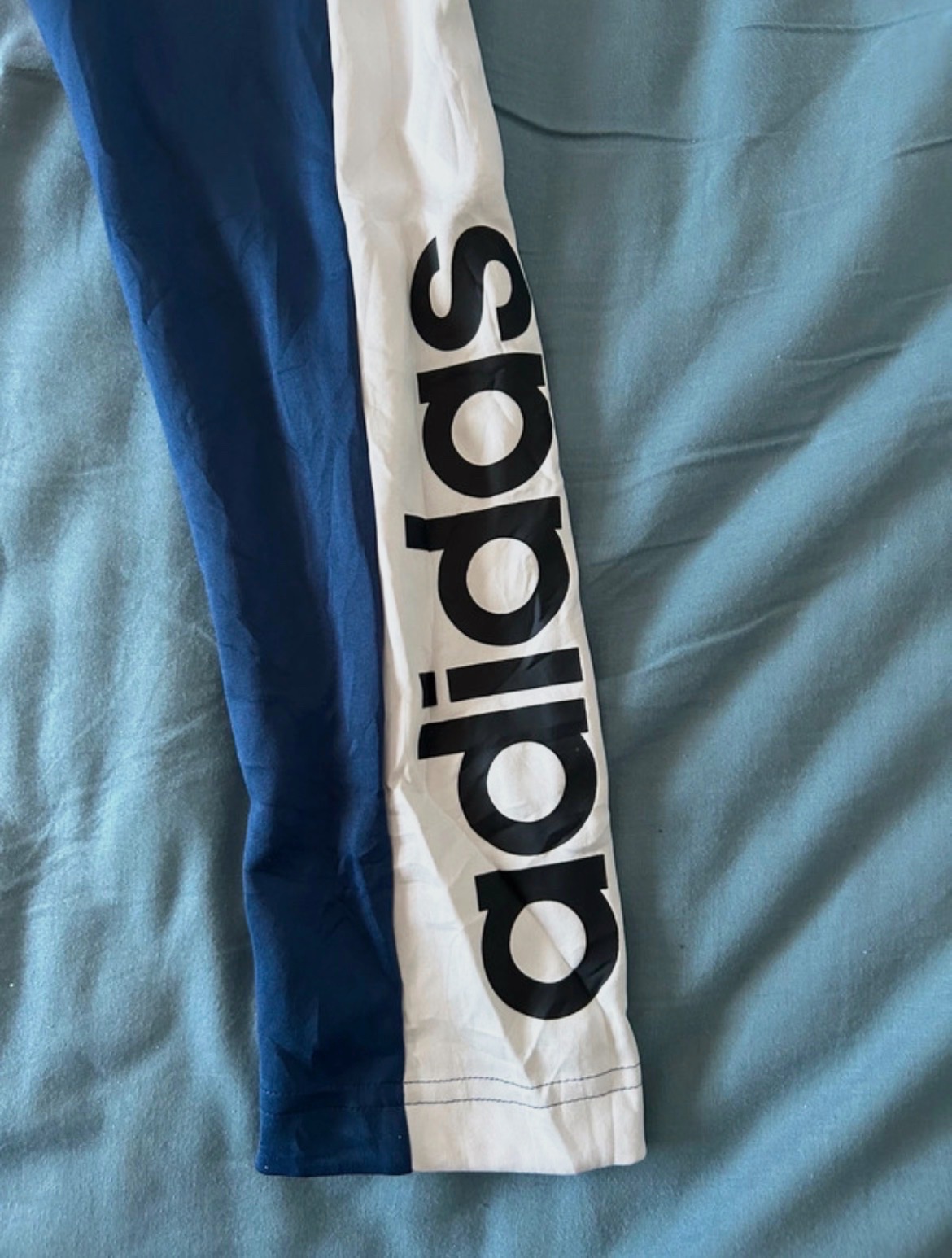 Legging de sport Adidas bleu marine et rose – Adidas – taille S 4