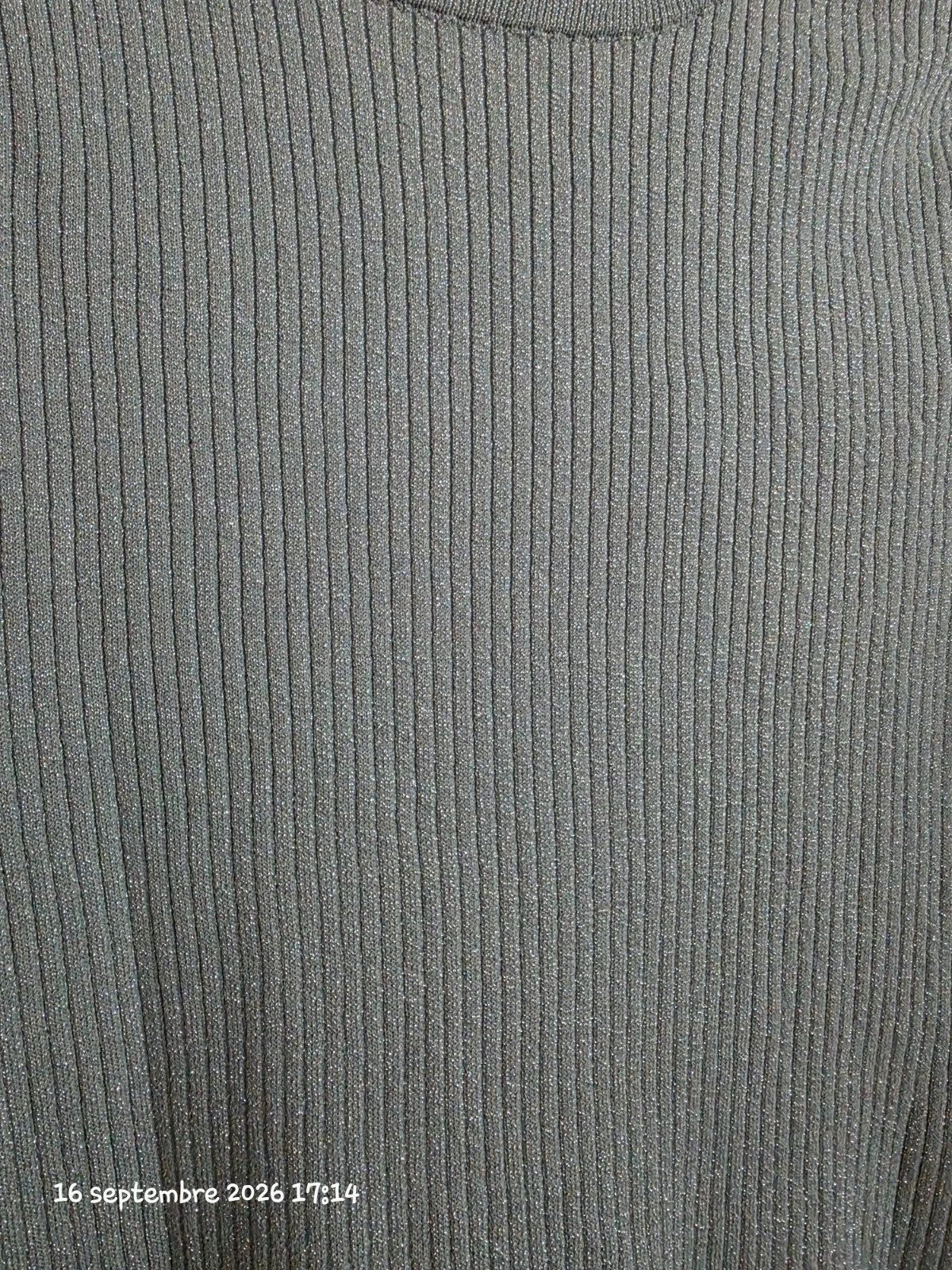 Pull dos nu gris argenté pailleté – Neuf avec étiquette – PrettyLittleThing – taille L / 40 / 12 4
