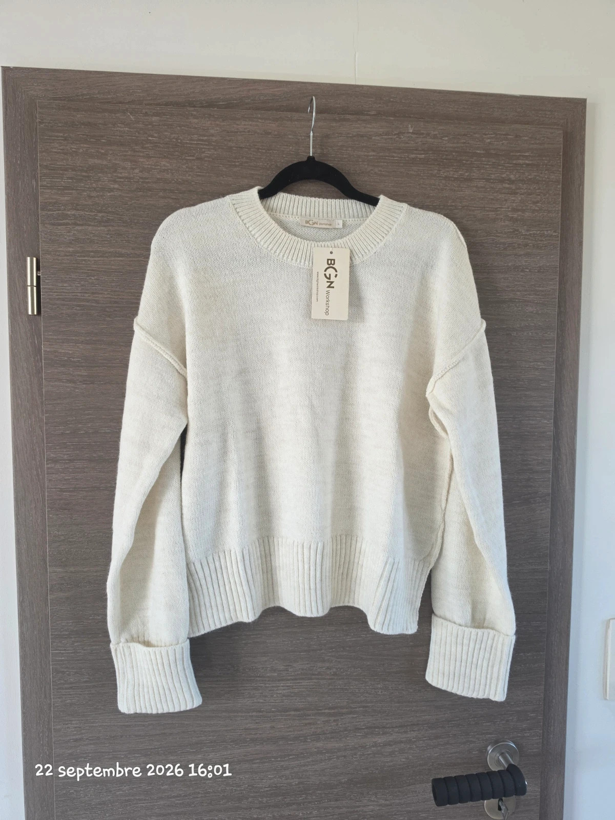 Pull BGN Workshop écru grosse maille – Taille L – Neuf avec étiquette