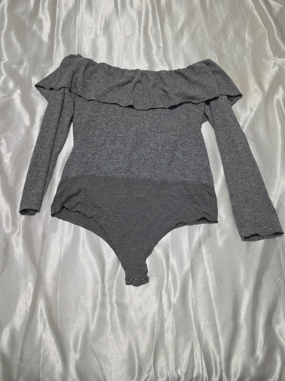 Body a volant épaules dénudées – Zara – taille M / 38 / 10 5