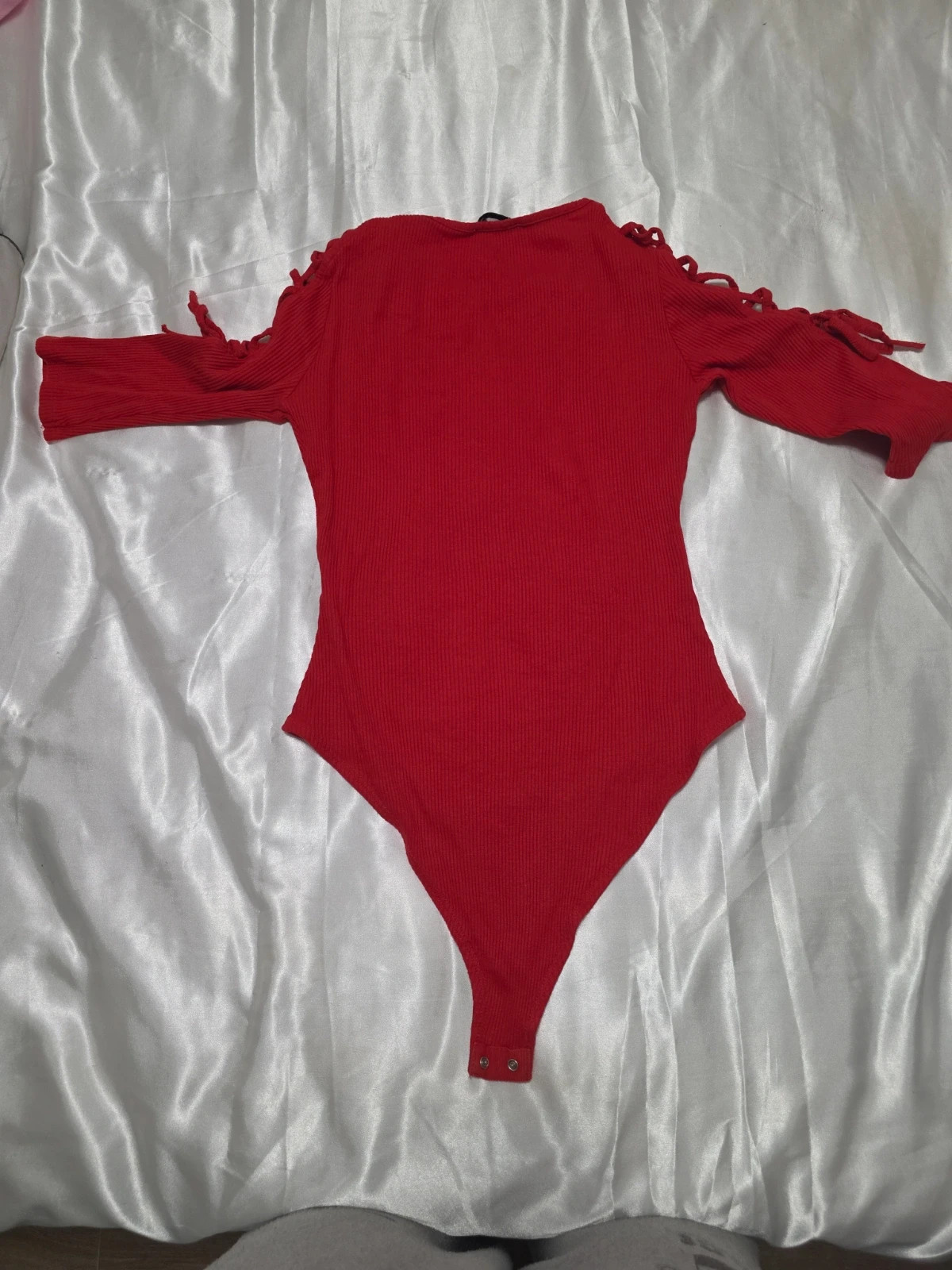 Body rouge manche lacee jusqu'au épaules – Jennyfer – taille L / 40 / 12 5