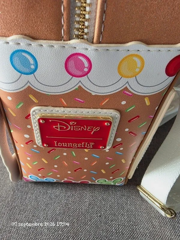 Sac à dos Disney Loungefly Gingerbread house -LA maison en pain d'épice – Loungefly – taille Taille unique 7