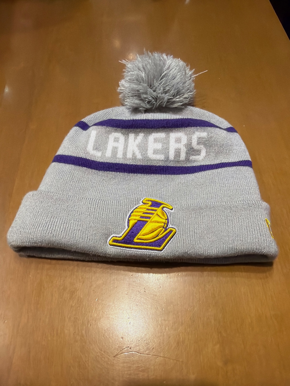 Gorro de punto New Era Los Angeles Lakers con pompón – New Era – taille Taille unique 3