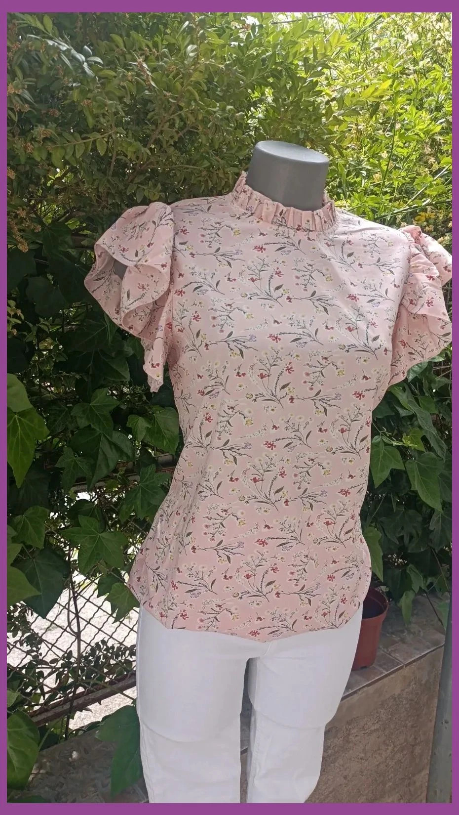 Blusa Floral Rosa con Volantes y Cuello Victoriano 🌈 – La Boutique – taille M / 38 / 10 2