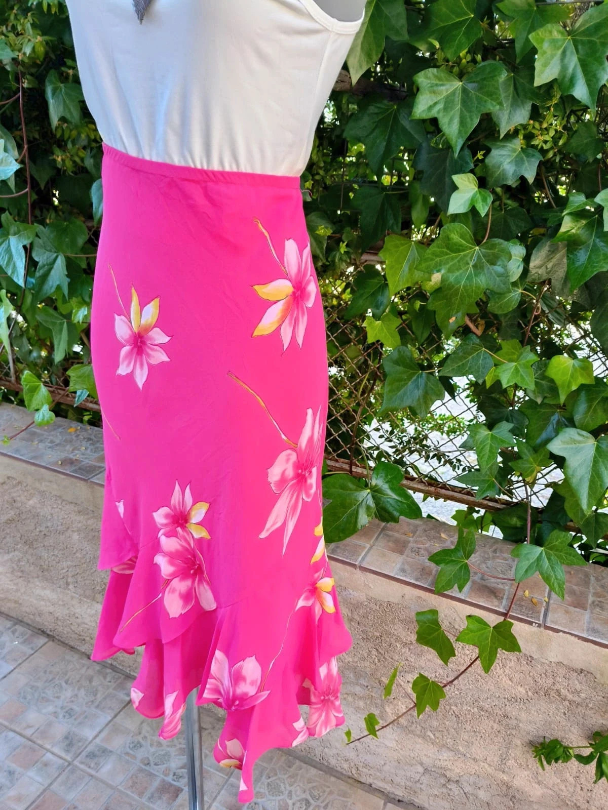 Falda Midi Floral Rosa Fucsia - Estilo Romántico/Boho 🌈 – La Boutique – taille XL / 42 / 14 3