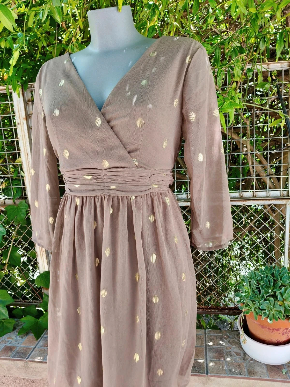 Vestido Midi Vero Moda - Lunares Dorado🌈 – Vero Moda – taille S / 36 / 8 5