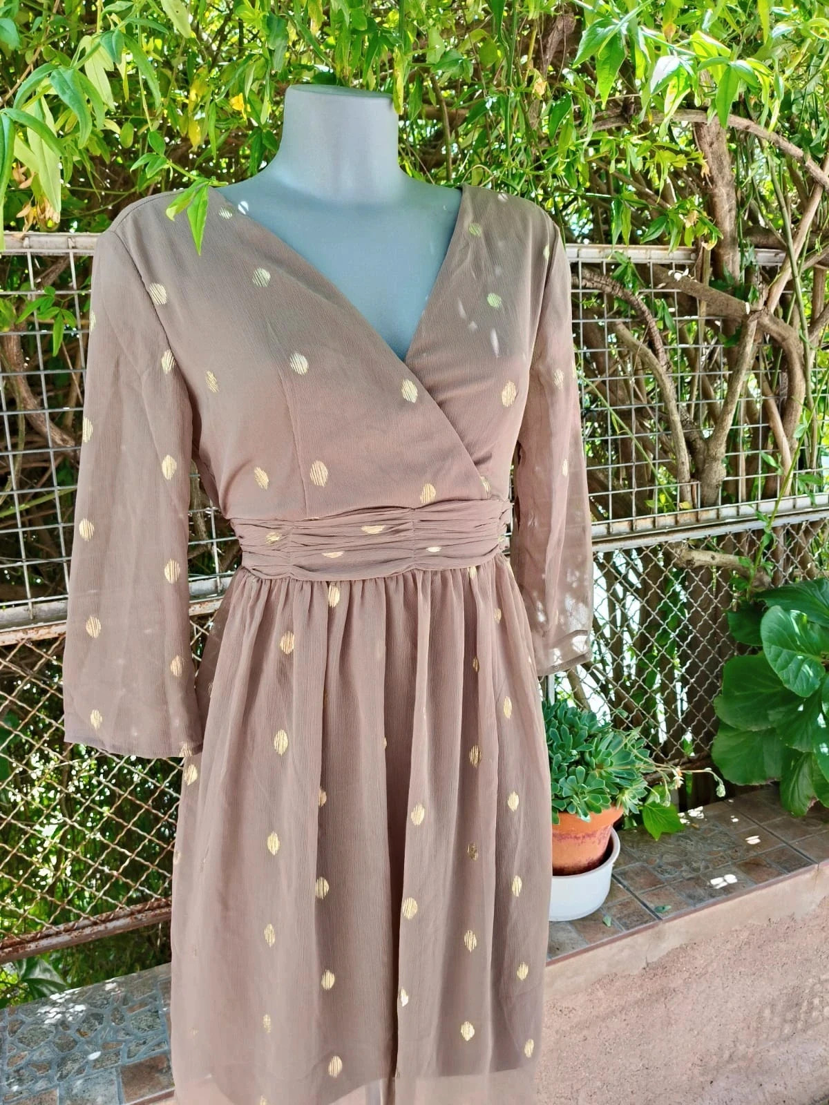 Vestido Midi Vero Moda - Lunares Dorado🌈 – Vero Moda – taille S / 36 / 8 2