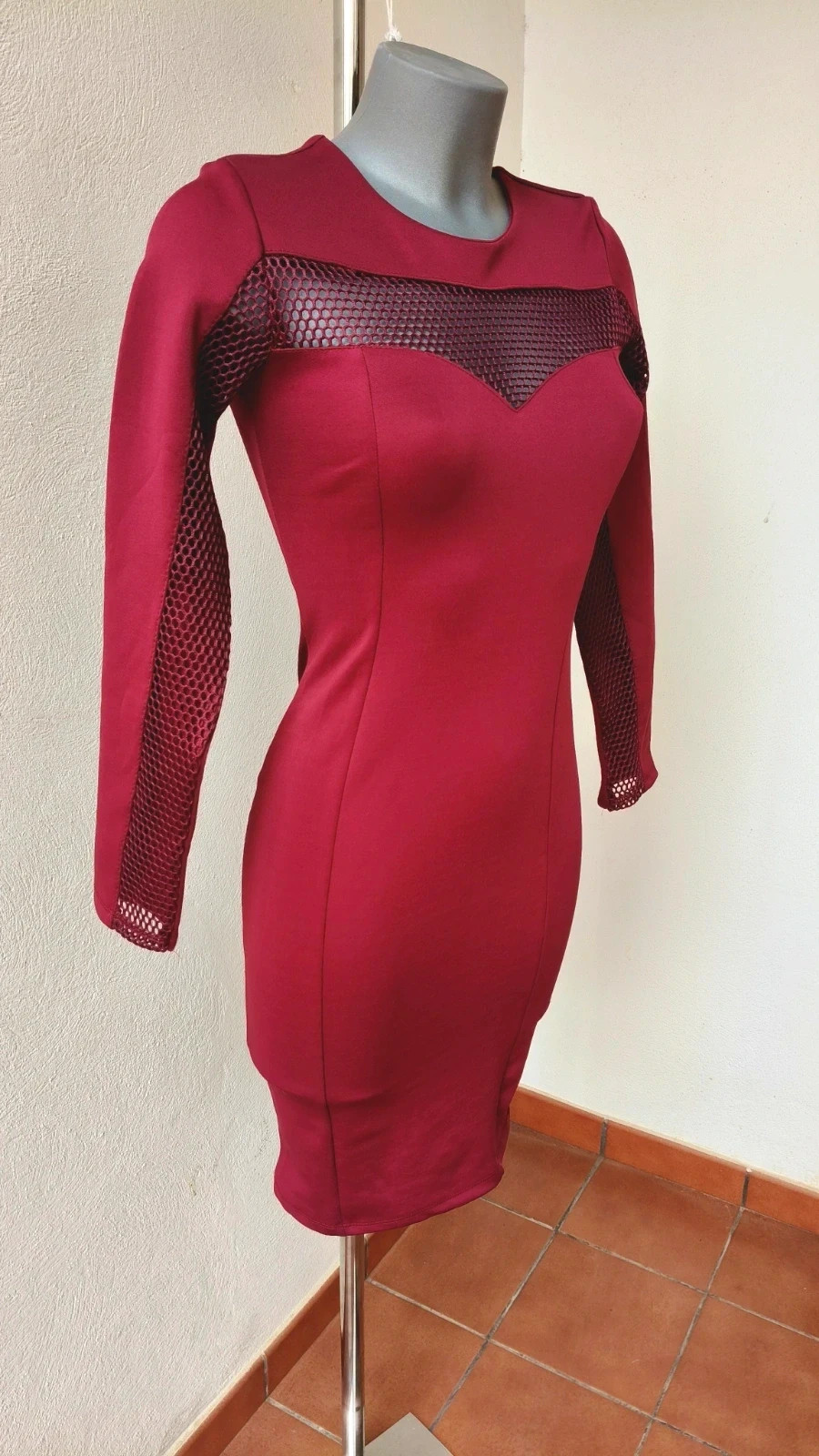 Vestido Ajustado Burdeos con Rejilla - Marca Gossip - Talla M/38 😍 – Gossip – taille M / 38 / 10 3