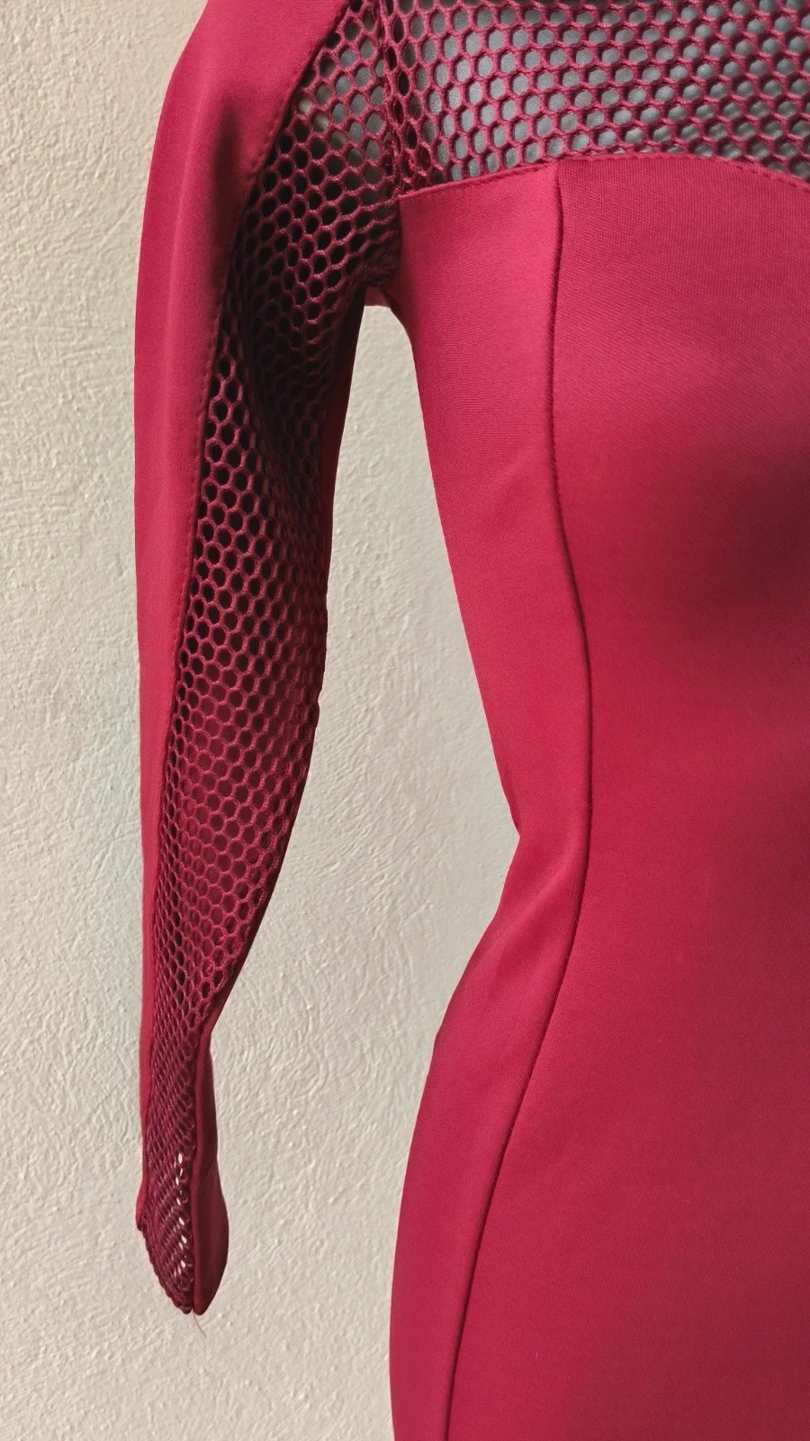 Vestido Ajustado Burdeos con Rejilla - Marca Gossip - Talla M/38 😍 – Gossip – taille M / 38 / 10 5