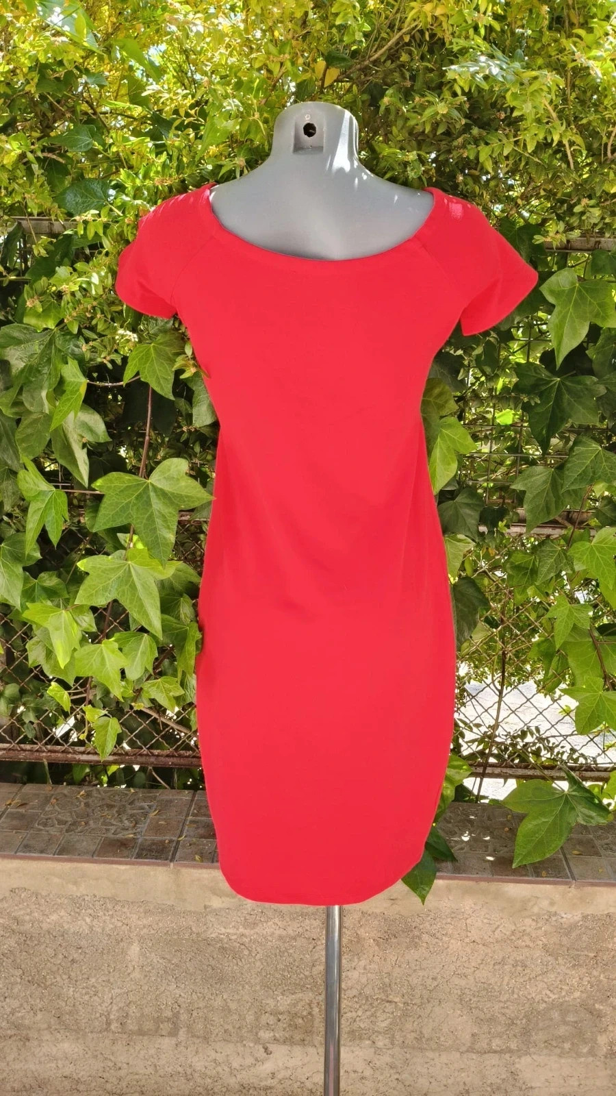 Vestido Rojo con Nudo y Cut-out - Zara 🌈 – Zara – taille L / 40 / 12 5